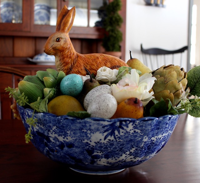 Easter Bunny Decorating - Vintage American Home